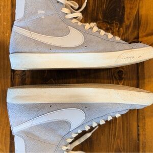 Nike blazers light blue with cream laces and tongue